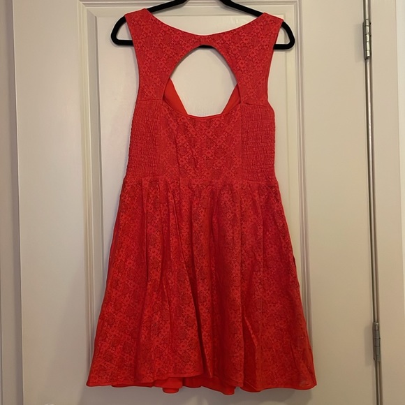 SOLD EUC size 12 Guess sexy flirty orange dress - Picture 7 of 7